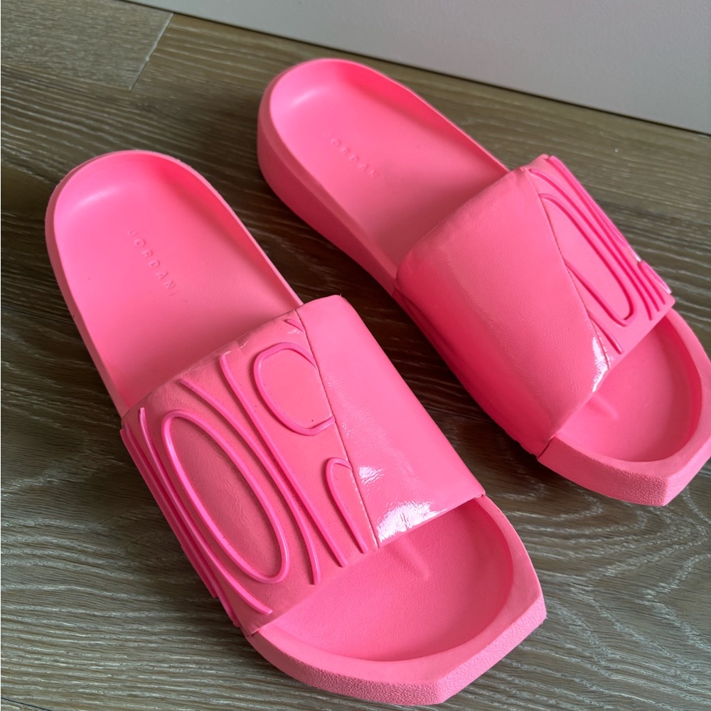 Jordan HOT PINK Nola Slide Sunset Pulse